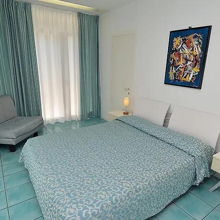 Paradiso 3*