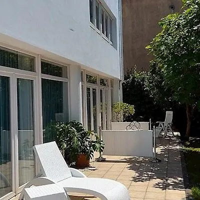 فندق مبيت وإفطار Paradiso 3*