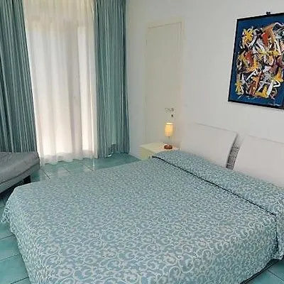 Paradiso 3*