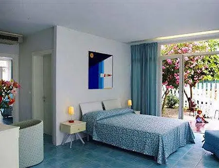Paradiso 3* Velence